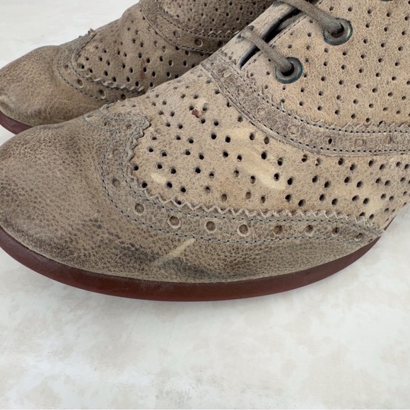 Discontinued John Fluevog Encourage Connie Grey 10.5 Oxfords - Picture 4 of 12